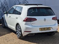 Volkswagen Golf R-LINE TSI EVO 7