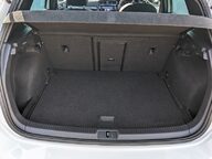 Volkswagen Golf R-LINE TSI EVO 32