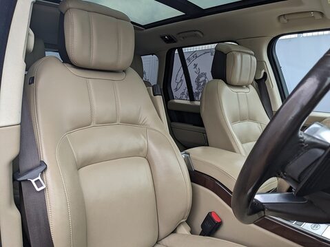 Land Rover Range Rover SDV6 VOGUE SE 12