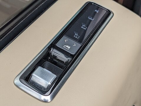 Land Rover Range Rover SDV6 VOGUE SE 39