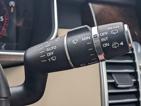 Land Rover Range Rover SDV6 VOGUE SE 18