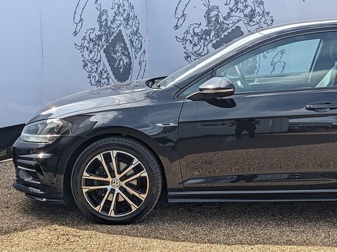 Volkswagen Golf R-LINE TDI DSG 5