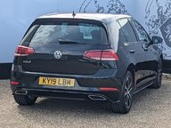 Volkswagen Golf R-LINE TDI DSG 9