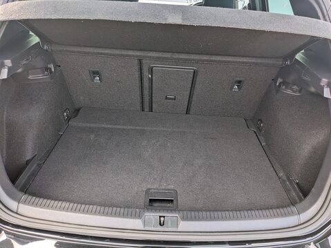 Volkswagen Golf R-LINE TDI DSG 19