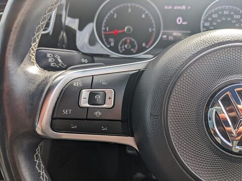 Volkswagen Golf R-LINE TDI DSG 22