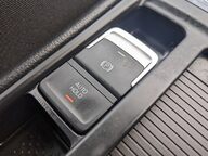 Volkswagen Golf R-LINE TDI DSG 25
