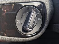 Volkswagen Golf R-LINE TDI DSG 29
