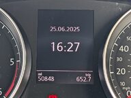 Volkswagen Golf R-LINE TDI DSG 34
