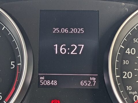 Volkswagen Golf R-LINE TDI DSG 34