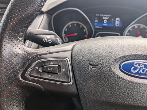 Ford Focus ST-2 20
