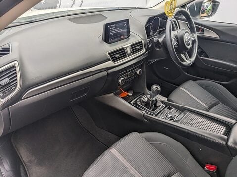 Mazda 3 SPORT BLACK 14