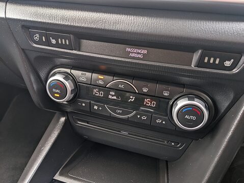 Mazda 3 SPORT BLACK 28