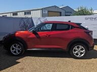 Nissan Juke DIG-T N-CONNECTA 4