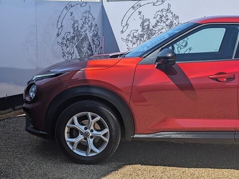 Nissan Juke DIG-T N-CONNECTA 5