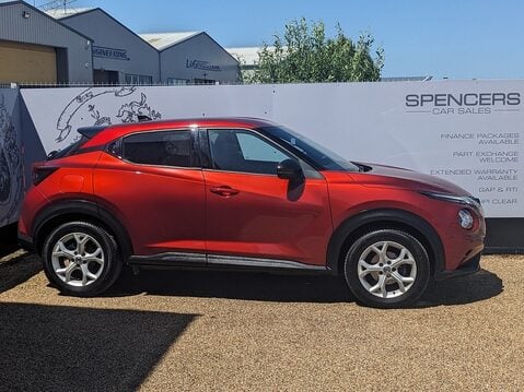 Nissan Juke DIG-T N-CONNECTA 10