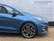 Ford Fiesta ST-3 11
