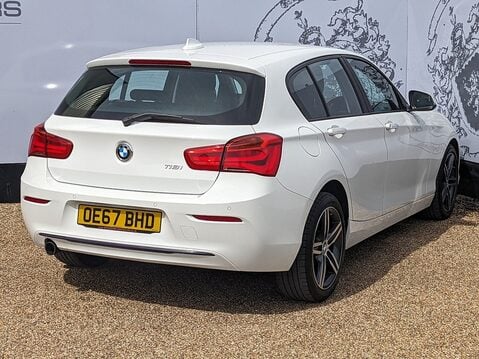 BMW 1 Series 118I SPORT 9