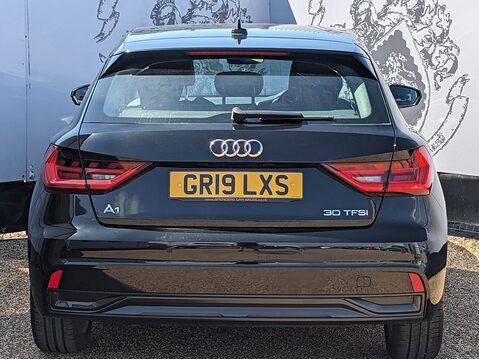 Audi A1 SPORTBACK TFSI SPORT 8