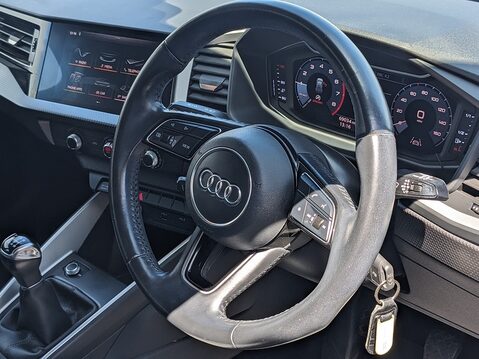 Audi A1 SPORTBACK TFSI SPORT 14