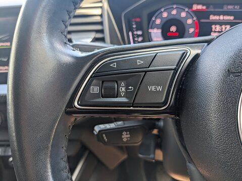 Audi A1 SPORTBACK TFSI SPORT 17