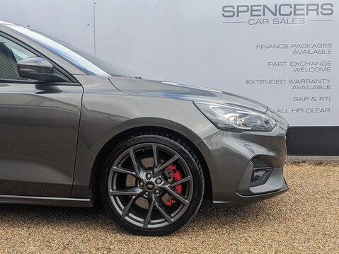 Ford Focus ST 11