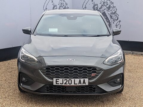 Ford Focus ST 2