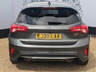 Ford Focus ST 8