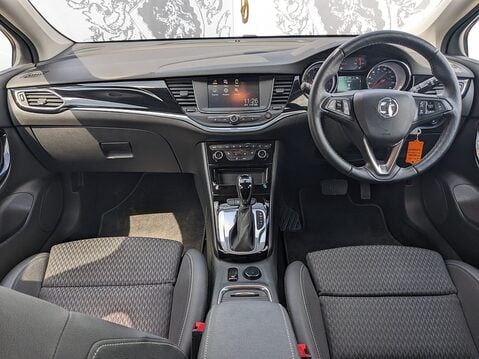 Vauxhall Astra GRIFFIN S/S 19