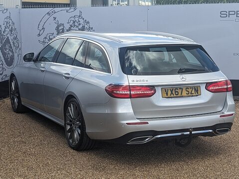 Mercedes-Benz E Class E 200 D AMG LINE 7