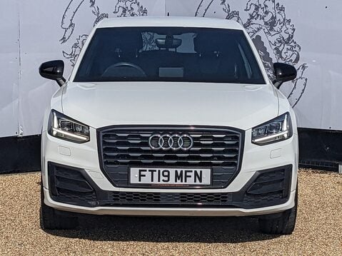 Audi Q2 TDI BLACK EDITION