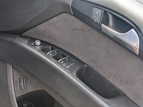 Audi Q7 TDI QUATTRO S LINE PLUS 33