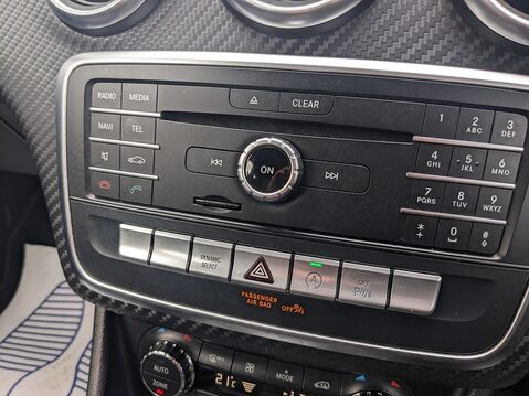 Mercedes-Benz A Class A 200 D AMG LINE 29