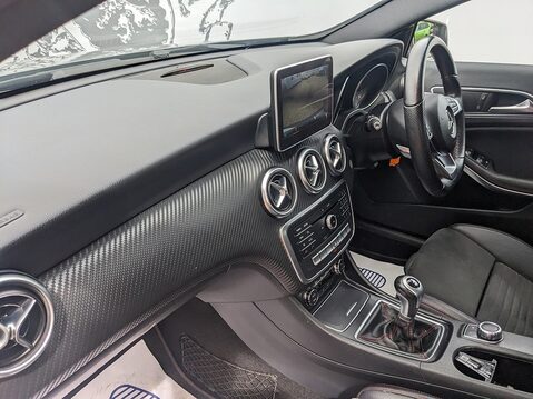 Mercedes-Benz A Class A 200 D AMG LINE 14