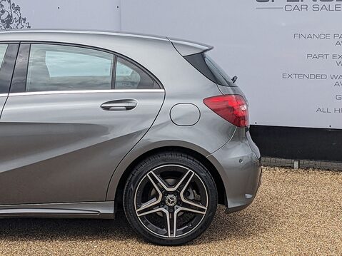 Mercedes-Benz A Class A 200 D AMG LINE 6