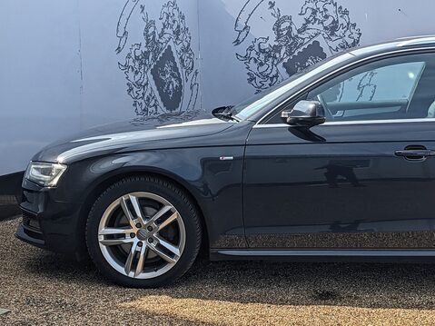 Audi A4 AVANT TDI S LINE START/STOP 5