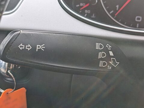 Audi A4 AVANT TDI S LINE START/STOP 29