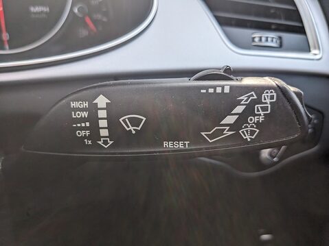 Audi A4 AVANT TDI S LINE START/STOP 30