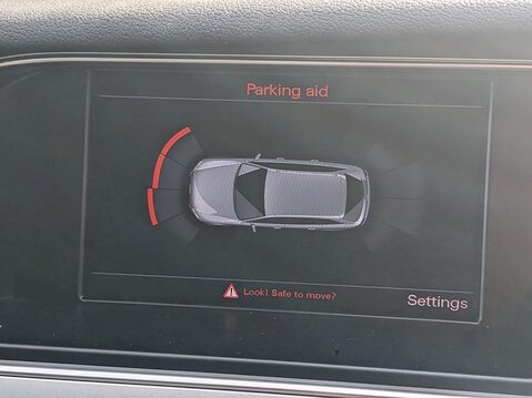 Audi A4 AVANT TDI S LINE START/STOP 31