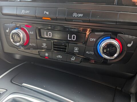 Audi A4 AVANT TDI S LINE START/STOP 32