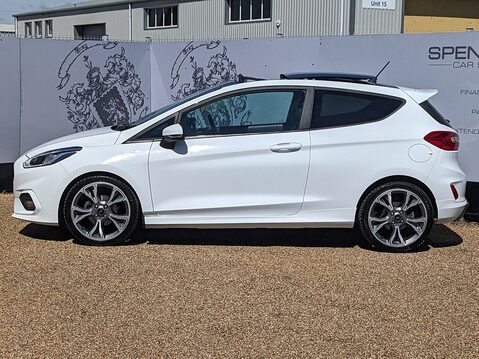 Ford Fiesta ST-LINE X 4