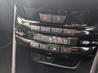 Peugeot 2008 PURETECH S/S GT LINE 27