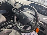 Peugeot 2008 PURETECH S/S GT LINE 15