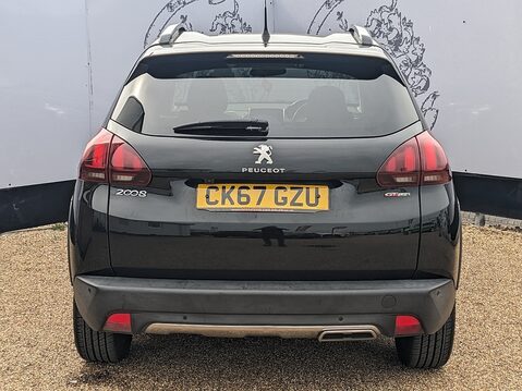Peugeot 2008 PURETECH S/S GT LINE 8