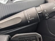 Peugeot 2008 PURETECH S/S GT LINE 19