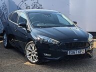 Ford Focus ST-LINE 1