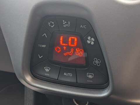 Toyota Aygo VVT-I X-TREND TSS 22