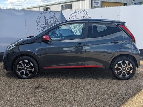 Toyota Aygo VVT-I X-TREND TSS 3