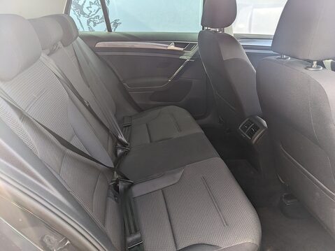 Volkswagen Golf MATCH EDITION TDI DSG 14