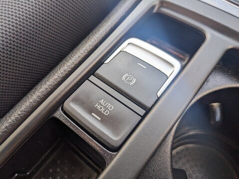 Volkswagen Golf MATCH EDITION TDI DSG 31