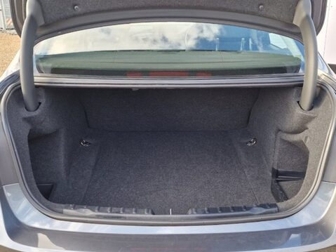 BMW 3 Series 316D SPORT 29